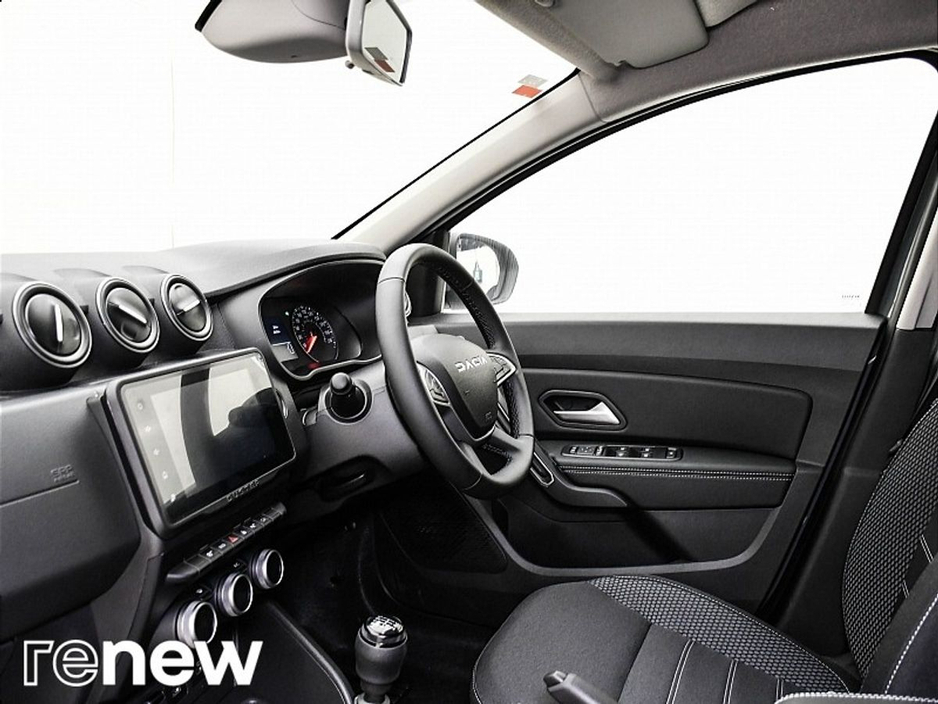 2023 Dacia Duster Journey Blue dCi 115 4x2 NBI €23,590