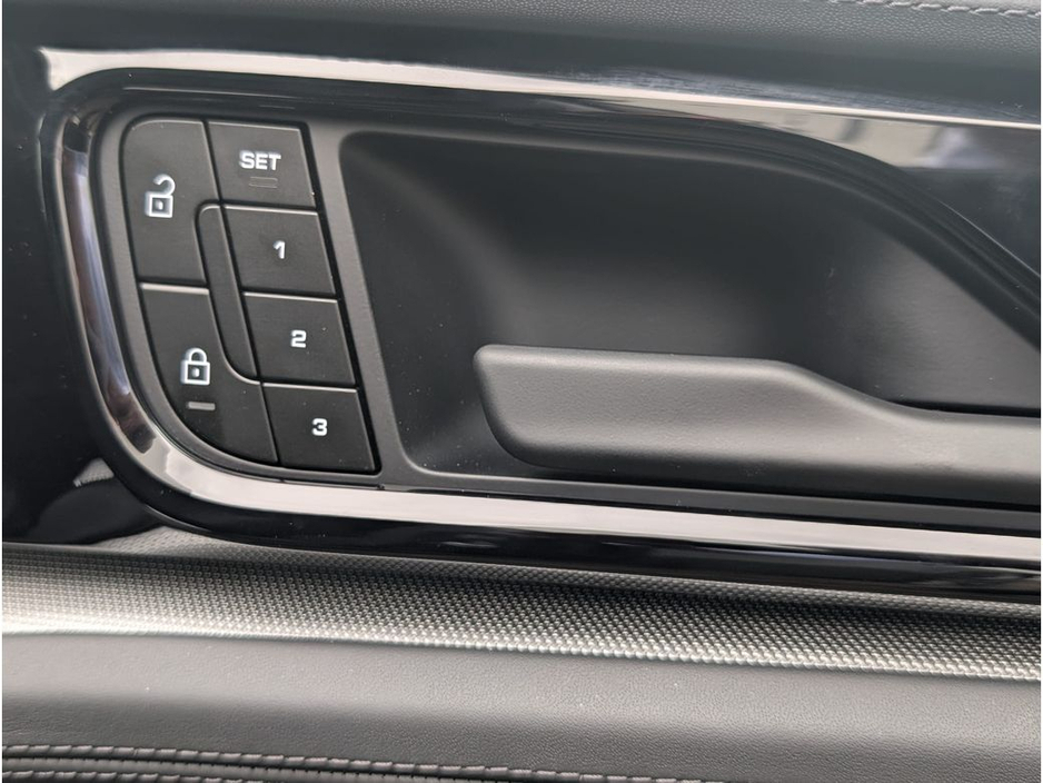 2025 Porsche Panamera Hybrid 4 - 4+1 Adaptive Cruise Control *ARRIVING SOON* €129,888