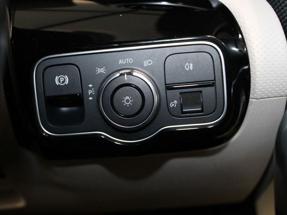 2023 Mercedes-Benz CLA Class 180 Coupe 4DR Auto €36,499