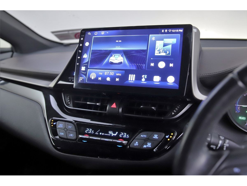 2017 Toyota C-HR 1.8 HYBRID *HALF LEATHER*9"ANDROID CAR PLAYER* €19,890