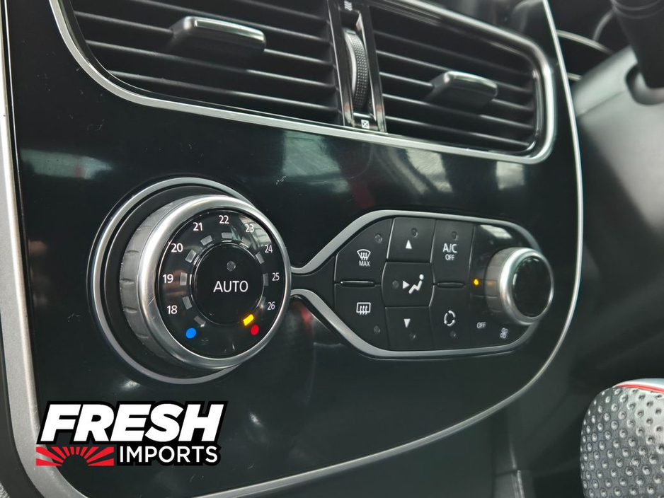 2017 Renault Clio TOP SPEC RS