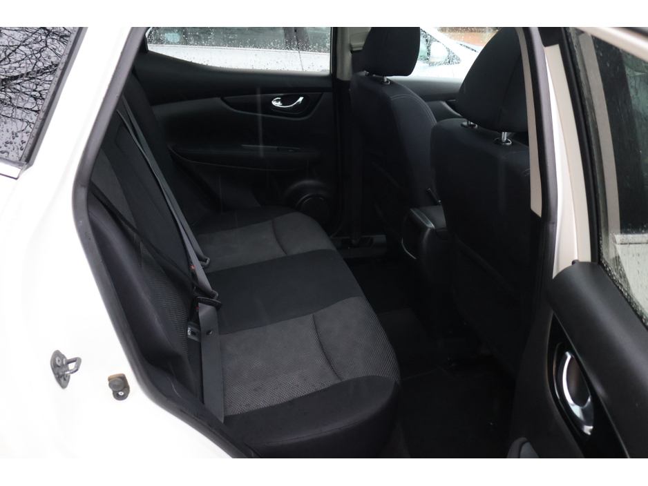 2017 Nissan Qashqai N-CONNECTA 360  Great Spec Exceptional Condition! €13,995