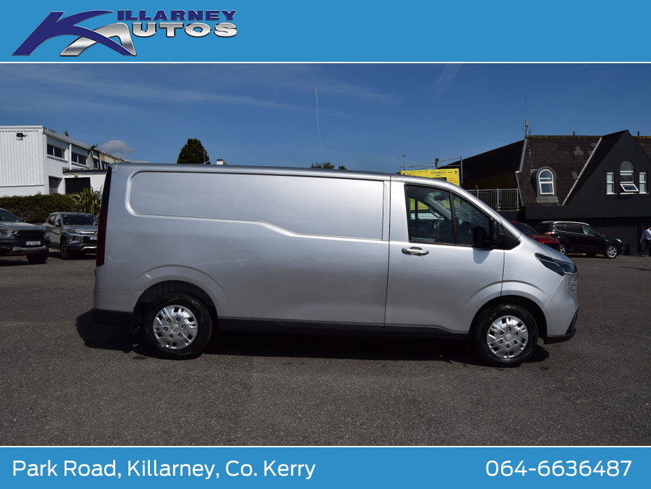 2025 Maxus Deliver 7 DIESEL Lux LWB Low Roof €27,655