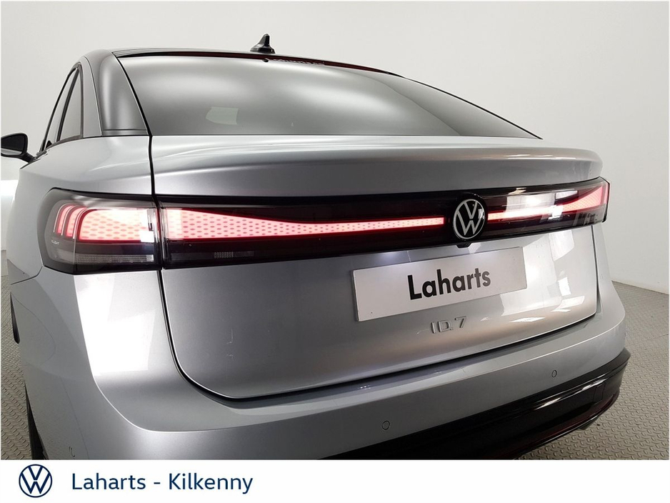 2025 Volkswagen ID.7 PRO PLUS €45,950