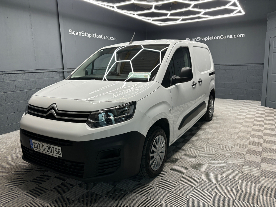 2020 Citroen Berlingo LX 1.5 BLUEHD S&S 650 €9,950