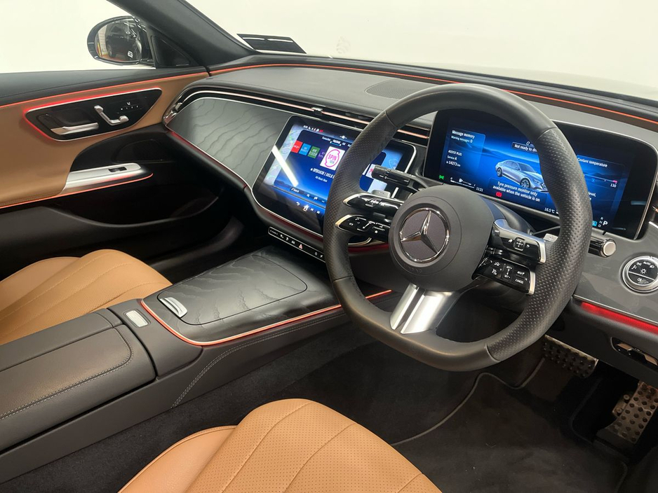2024 Mercedes-Benz E Class E 300 e AMG Line Plus PHEV | Heated Seats, Memory Seat Package, Reversing Camera €70,950