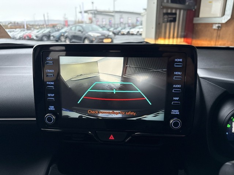 2023 Toyota Yaris Cross HYBRID LUNA €27,950