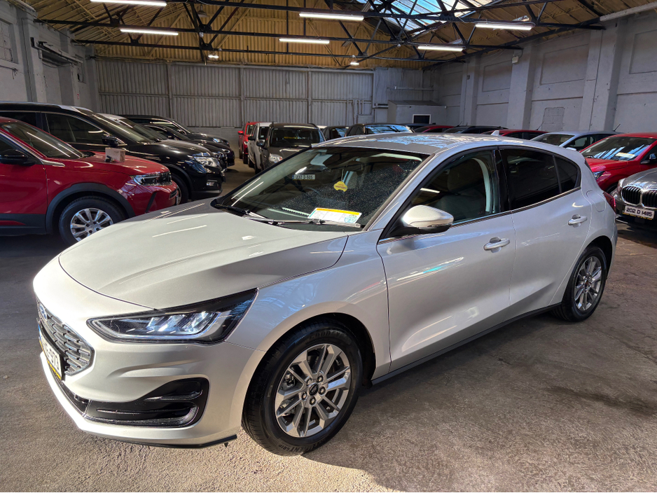 2025 Ford Focus TITANIUM 5DR 1.0T 125 MHE €27,499
