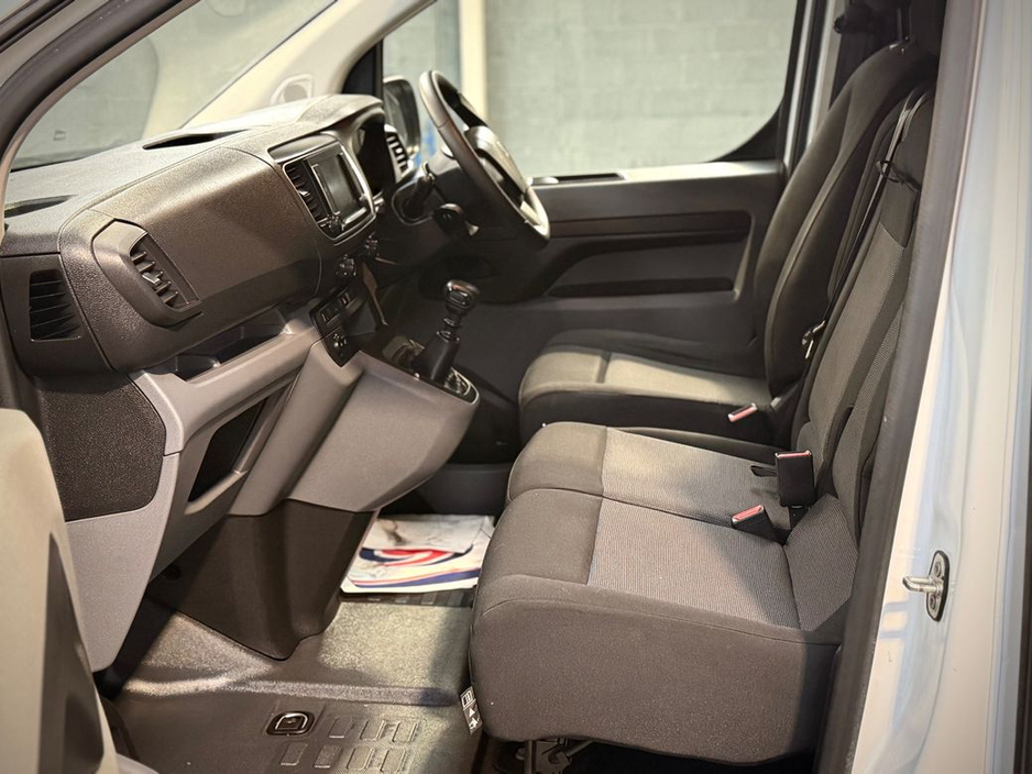 2023 Peugeot Expert BLUEHDI PROFESSIONAL PREMIUM L1 // SAME DAY FINANCE