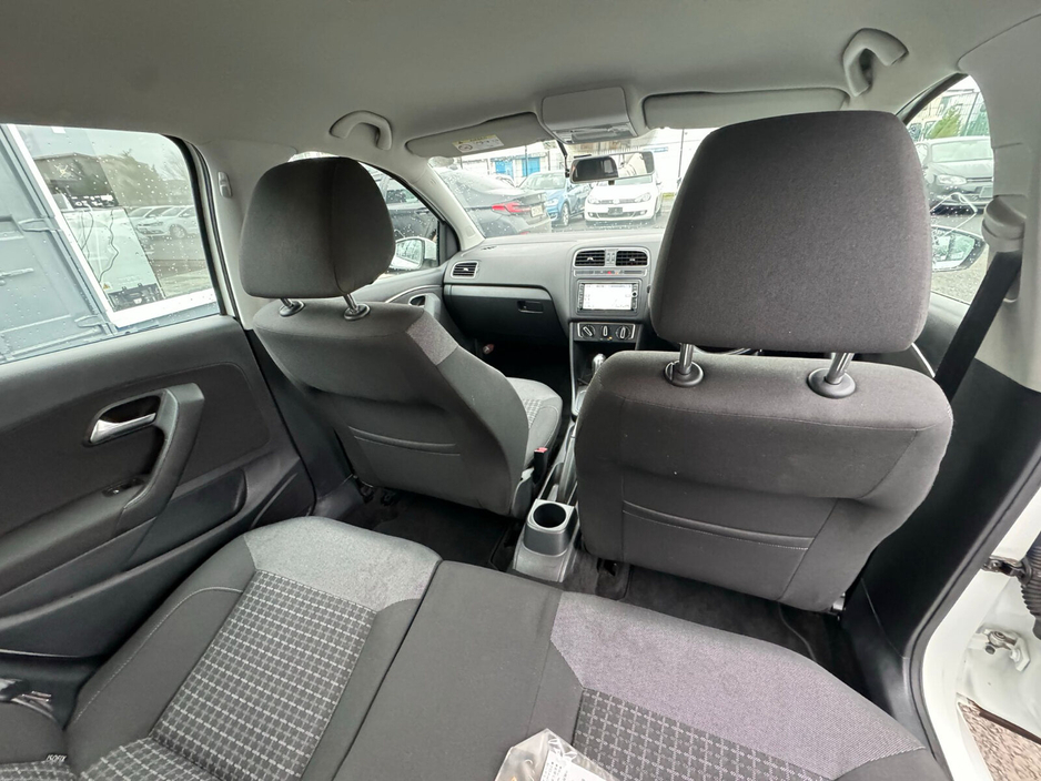 2015 Volkswagen Polo 1.2 TSI 5DR 90HP Comfortline + €10,999