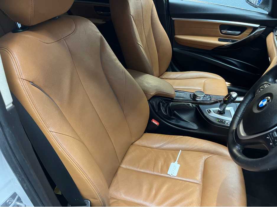 2018 BMW 3 Series 19950! 2018 BMW 330E iPERFORMANCE 2.0 AUTOMATIC / CRUISE CONTROL / REVERSE CAMERA / HEATED SEATS €19,950