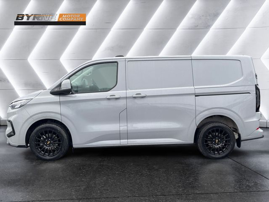 2025 Ford Transit Custom 280S Limited 2.0TD136 6.2 A8FW €39,000