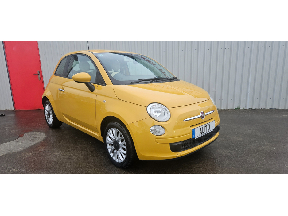 2015 Fiat 500 automatic 1.2 lounge low kms €7,995