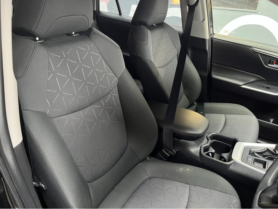 2020 Toyota Rav4 €30950! 2020 TOYOTA RAV4 HYBRID X 2.5 AUTOMATIC / CRUISE CONTROL / REVERSE CAMERA €30,950