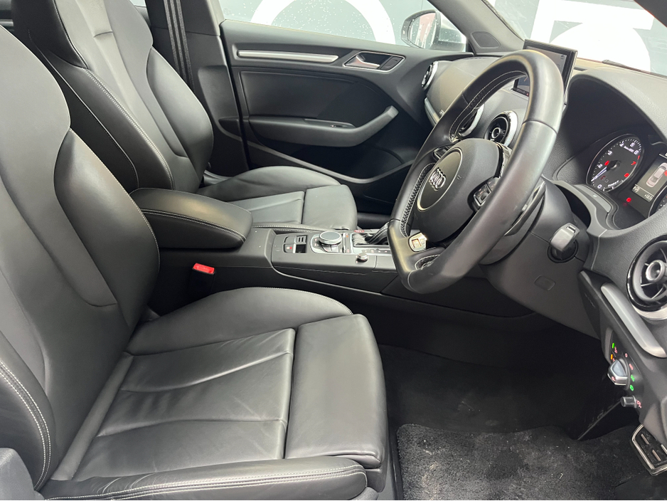 2015 Audi S3 2.0 PETROL / 52k KMs / HEATED SEATS , REVERSE CAMERA & MORE €25,950