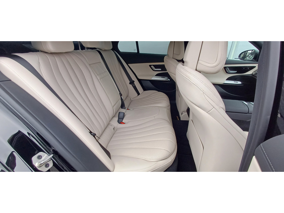 2026 Mercedes-Benz E Class E220D AMG LINE PLUS *MACCHIATO BEIGE LEATHER* €88,900
