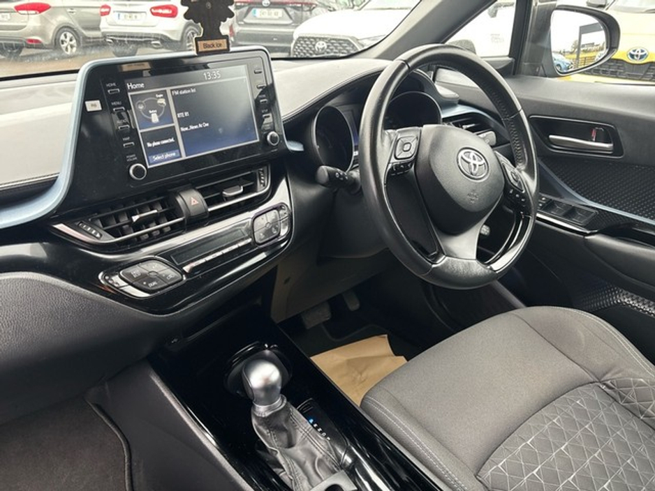 2022 Toyota C-HR 1.8 HYBRID SPORTMONO 4DR SPORT AUTO €29,750