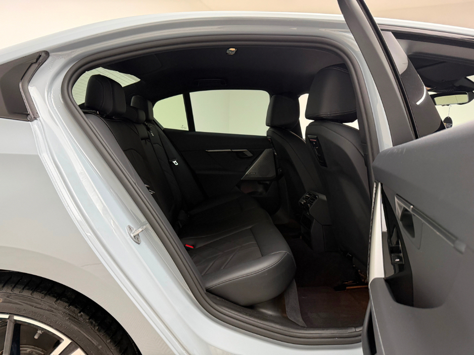 2025 BMW 5 Series 530E M SPORT €71,990