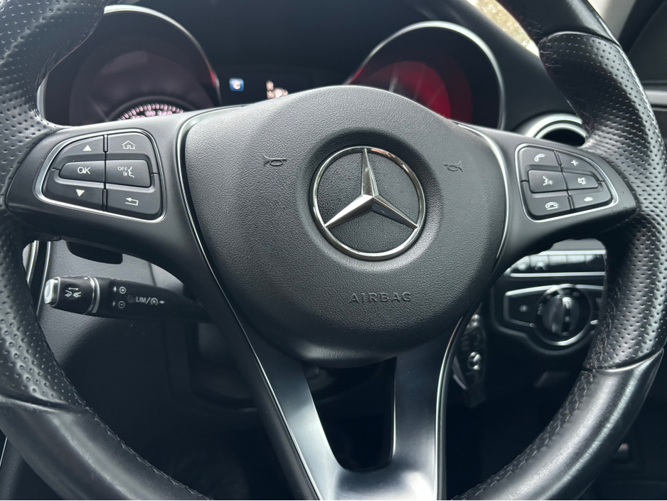 2015 Mercedes-Benz C Class C200 AVANTGARDE AUTO 4DR €11,950