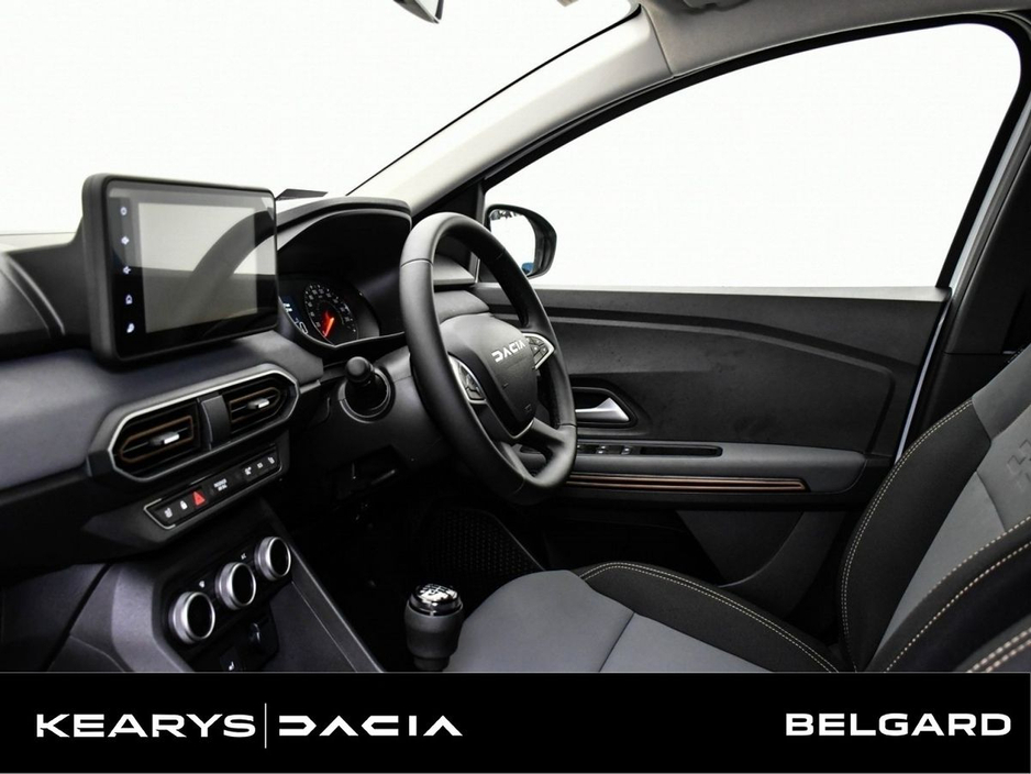 2026 Dacia Sandero Stepway Order your Stepway Extreme 261 Today! €22,640