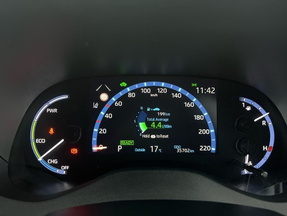 2023 Toyota Yaris Cross HYBRID LUNA SPORT €28,950