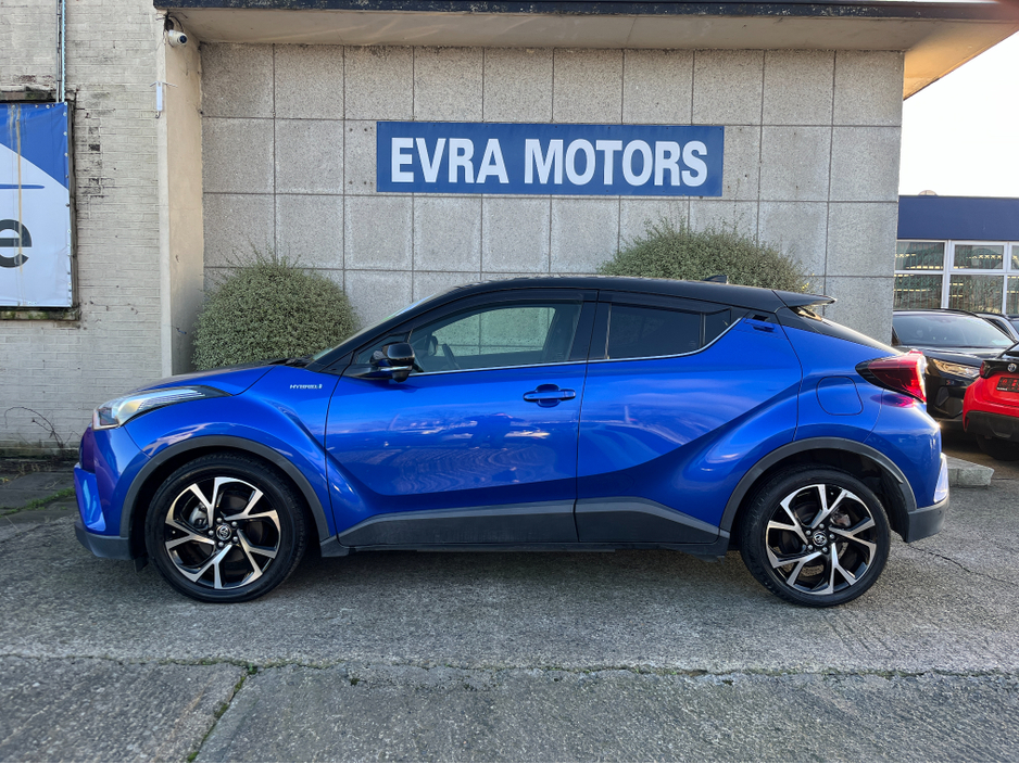 2019 Toyota C-HR SOL HYBRID AUTMATIC 1.8 PETROL //HALF LEATHER HEATED SEATS//REVERSE CAMERA//KEYLESS ENTRY//ADAPTIVE CRUISE CONTROL// €21,950