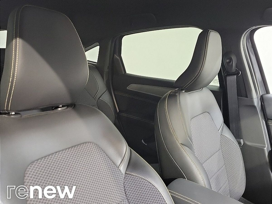 2025 Renault Arkana "Only 7500km" "Automatic" "Side Steps" "Great Value" "Diamond Cut Alloys" €34,995