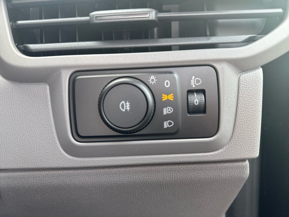 2025 Volkswagen Transporter  €33,495