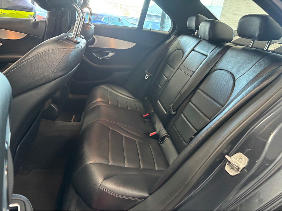 2016 Mercedes-Benz C Class MERCEDES BENZ C CLASS AMG LINE PREMIUM 4DR AUTO*PANORAMIC SUNROOF*HEATED BLACK LEATHER ELECTRIC MEMORY ADJUSTABLE SEATS*REVERSE CAMERA*ELECTRIC TAILGATE*KEYLESS ENTRY & START*FINANCE AVAILABLE* €18,950