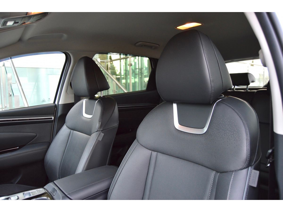 2024 Hyundai Tucson Executive 1.6 HEV Auto, Side Steps €38,995