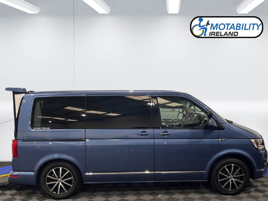2020 Volkswagen Caravelle Drive from Wheelchair/Upfront Passenger SpaceDrive System €59,995