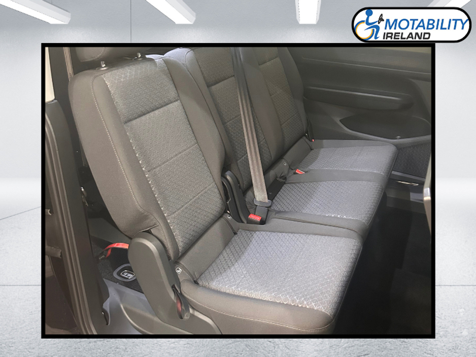 2026 Volkswagen Caddy Maxi 1.5 PHEV Wheelchair Accessible 7 Seats €69,995