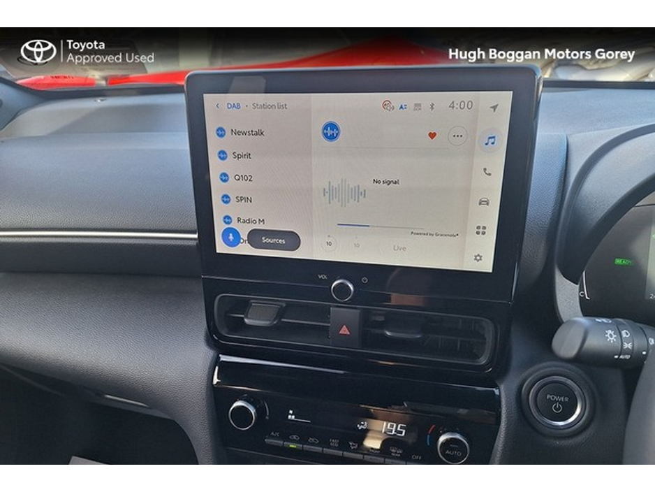 2025 Toyota Yaris Cross YARIS CROSS LUNA SPORT BI €33,950