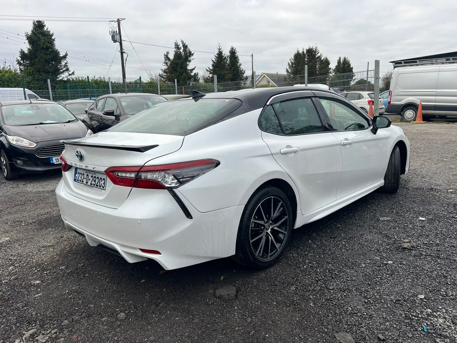 2023 Toyota Camry 2.5 Camry Hybrid Sol €39,500