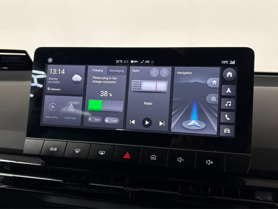 2024 MG 4 EXCLUSIVE- 64KWH**HALF LEATHER INTERIOR**HEATED SEATS & INTERIOR**REVERSING CAMERA**TINTED WINDOWS**ADAPTIVE CRUSIE CONTROL**HISTORY CHECKED**FINANCE ARRANGED** €24,695