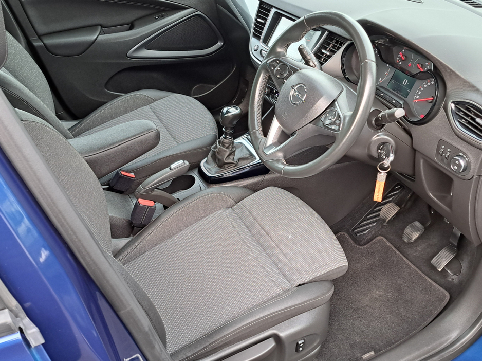 2022 Opel Crossland SRI 1.5TD 110BHP **HALF LEATHER** €18,950
