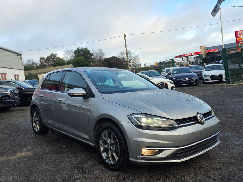2019 Volkswagen Golf 1.2 TSI COMFORTLINE VIRTUAL COCKPIT - NAVIGATION -CARPLAY ANDROID AUTO - REVERSING CAMERA - LOW ROAD TAX BAND €18,750
