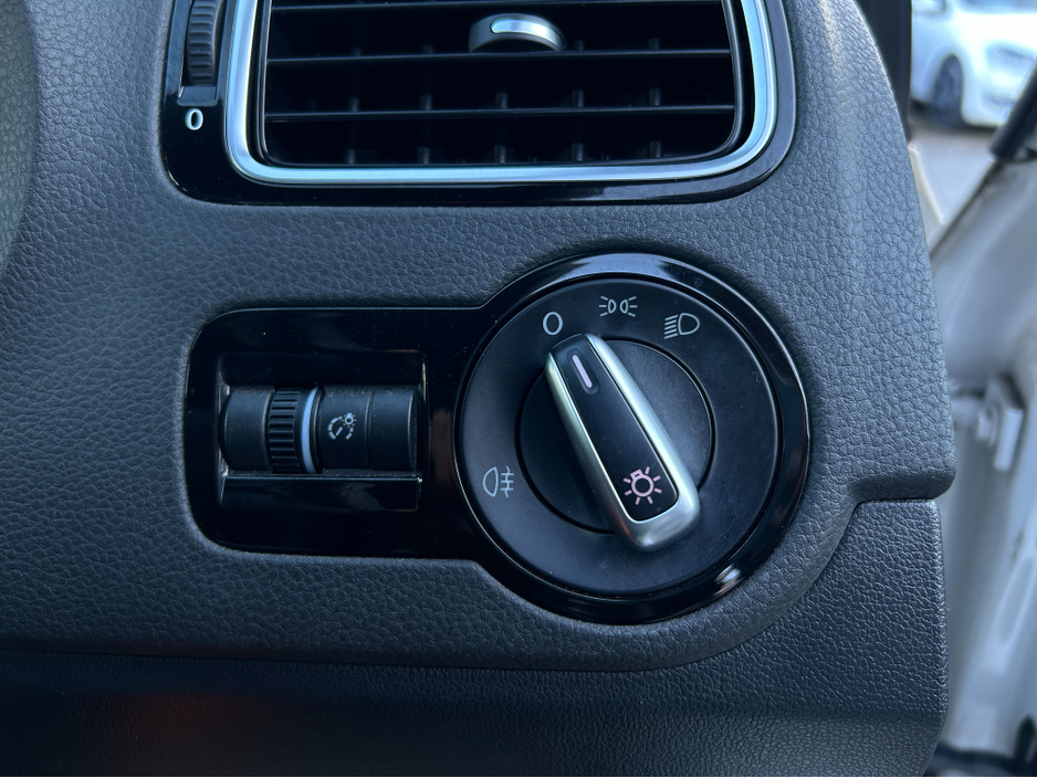 2014 Volkswagen Polo 1.4 GT EDITION // ANDROID AUTO UNIT / AUTOMATIC  // REVERSE CAMERA // €11,950