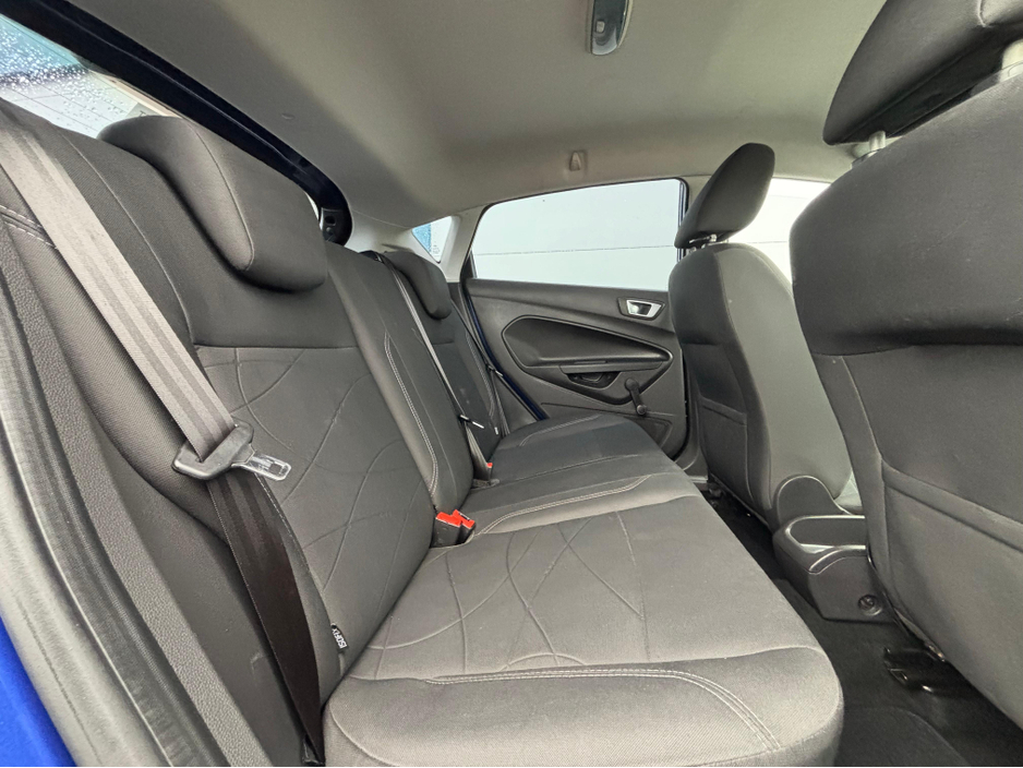 2015 Ford Fiesta MCA ZETEC 1.25 60PS M5 5DR 4DR €7,950