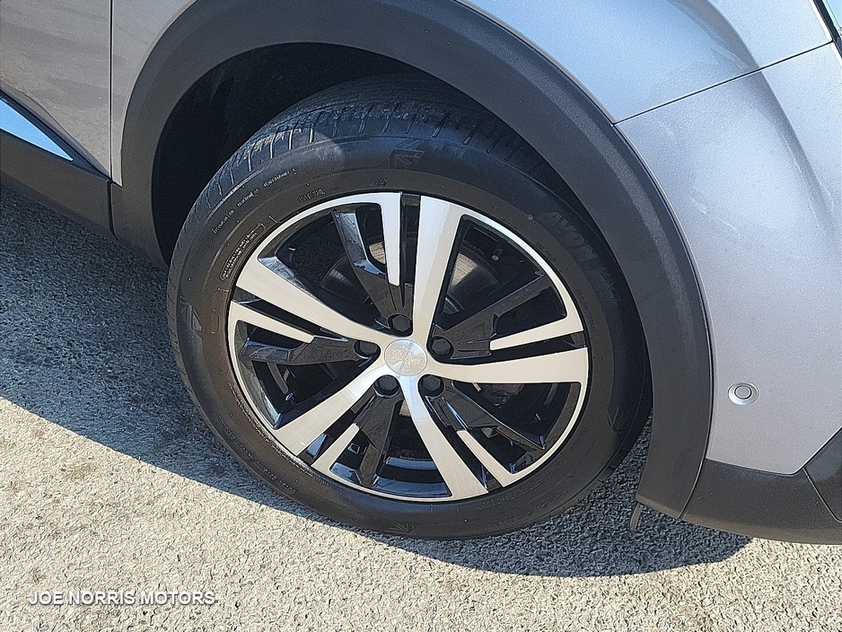 2019 Peugeot 5008 ALLURE 1.2 130 6.2 5DR 7 SEATER €24,995