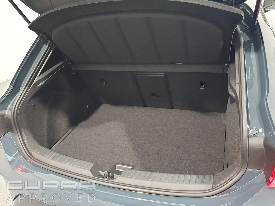 2025 SEAT Leon 2.0TDI 150hp Auto €38,945