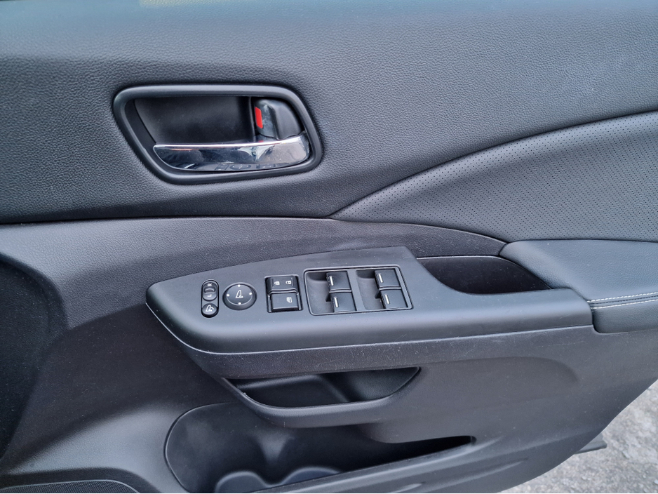 2017 Honda CR-V SR I-DTEC-LOW MILEGE --FULLY SERVICED €17,450