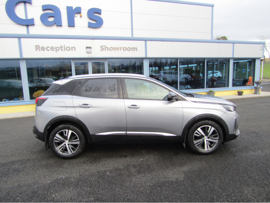2022 Peugeot 3008 ALLURE PREMIUM PLUS ***LOW KMS***