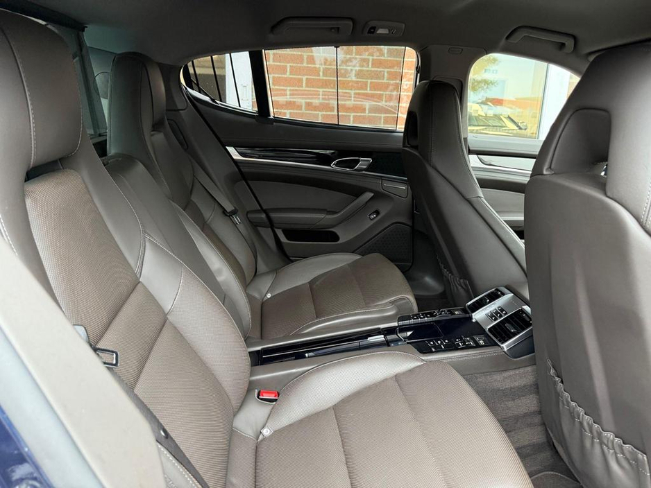 2014 Porsche Panamera S E-HYBRID TIPTRONIC V6 €31,950