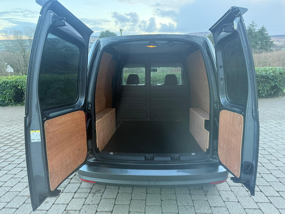 2019 Volkswagen Caddy C20 TRENDLINE TDI 102 €12,560