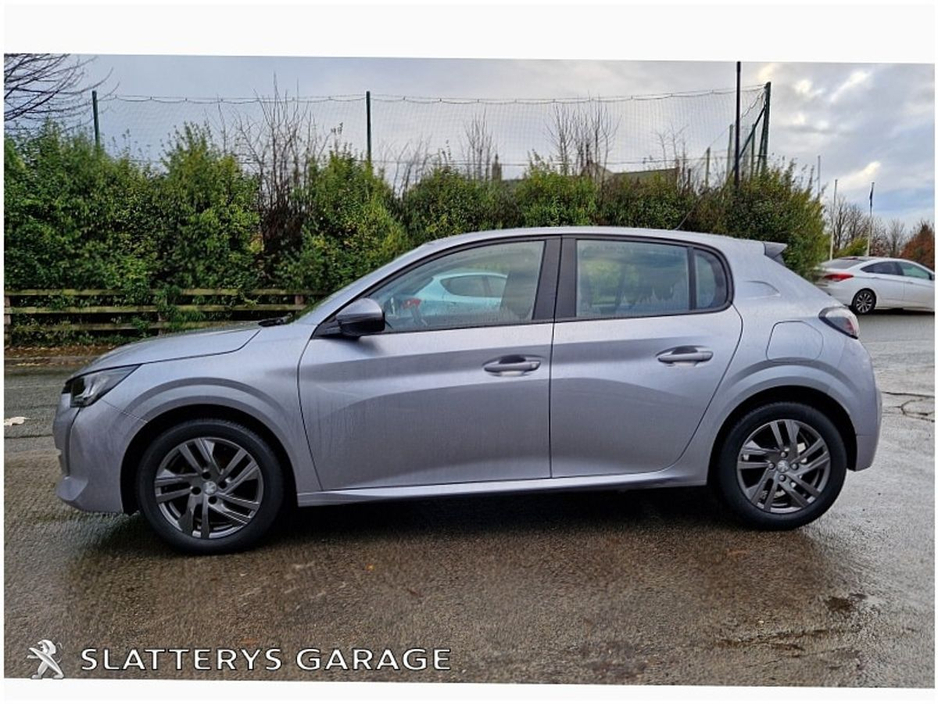 2022 Peugeot 208 1.2 Puretech 75 bhp Active €15,995