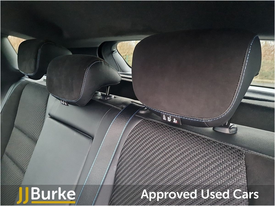 2023 Renault Austral Techno Esprit Alpine 1.2 €31,950