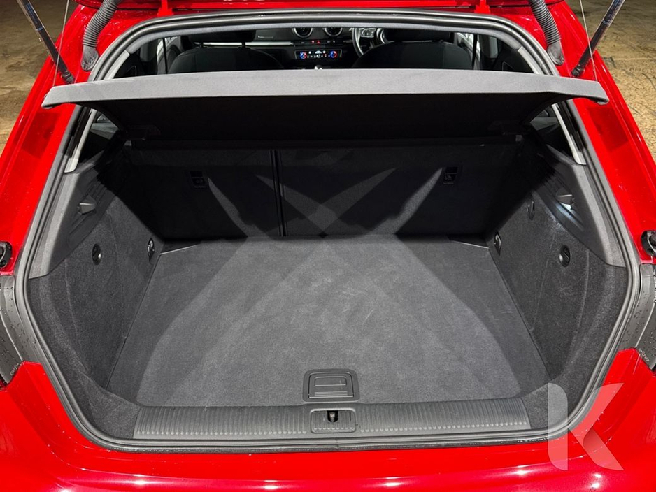 2017 Audi A3 1.4L TFSI AUTOMATIC - ALLOY WHEELS - MULTI FUNCTION STEERING WHEEL - CRUISE CONTROL - HEATING / AC CONTROLS - REVERSE CAMERA €17,950