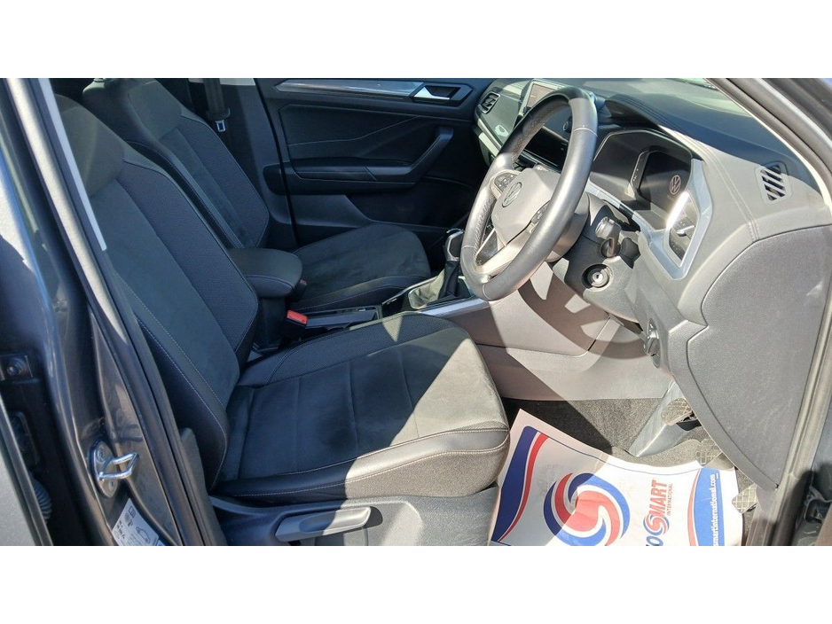 2023 Volkswagen T-Roc 2.0 TDI 116HP Style, Indium Grey, 1 owner. €31,950