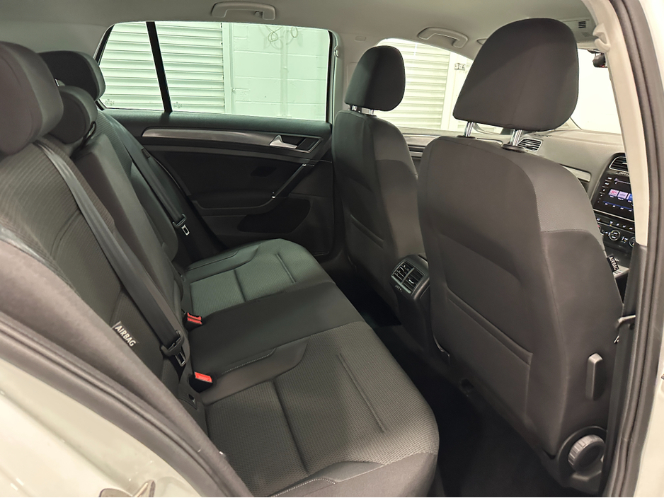 2020 Volkswagen Golf (201) GOLF 2.0TDI COMFORTLINE 150BHP DSG LOW KMS VW/AUDI SPECIALISTS WWW.DENISDARCYCARS.IE €24,950